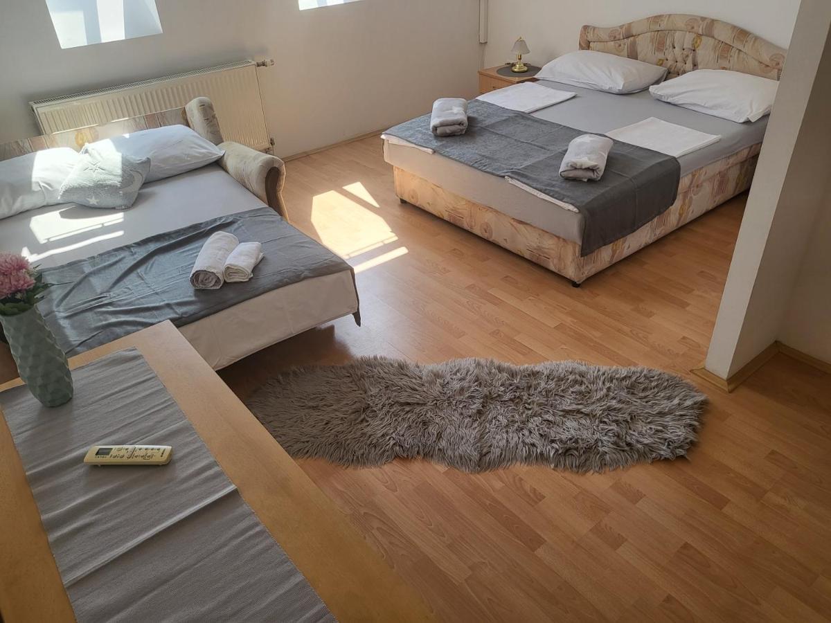 Bed and Breakfast Pansion Brod Exterior foto