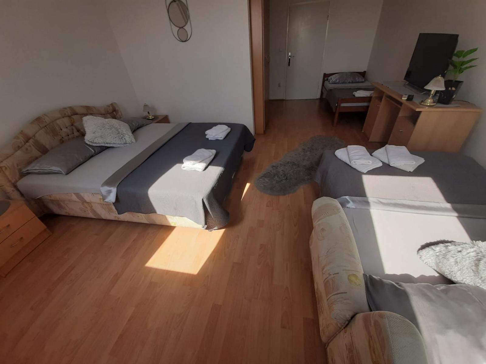 Bed and Breakfast Pansion Brod Exterior foto